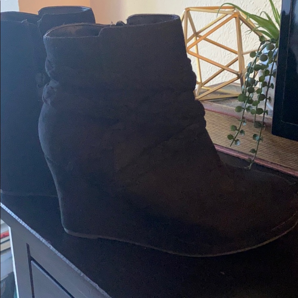 NEW! Black Suade Wedge Boots